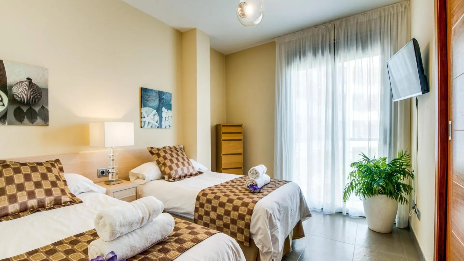 Modern Apartment In Puerto De Alcudia 阿尔库迪亚港
