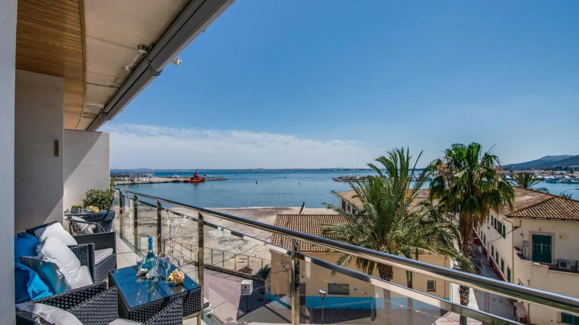 Modern Apartment In Puerto De Alcudia